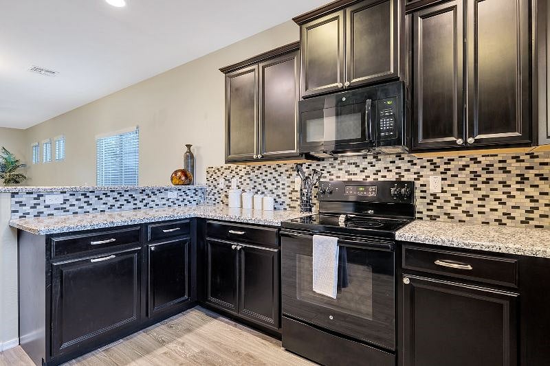 Furnished Finder property 430352_1 photo 9