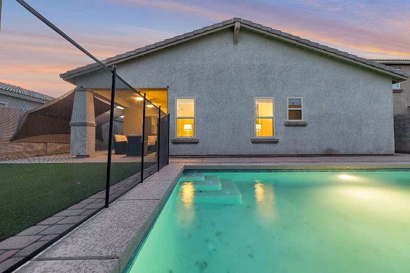 Furnished Finder property 430352_1 photo 14