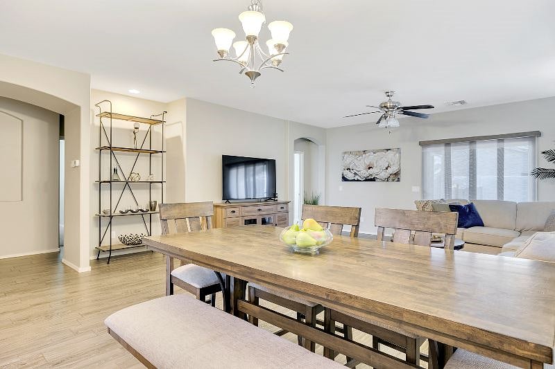 Furnished Finder property 430352_1 photo 24