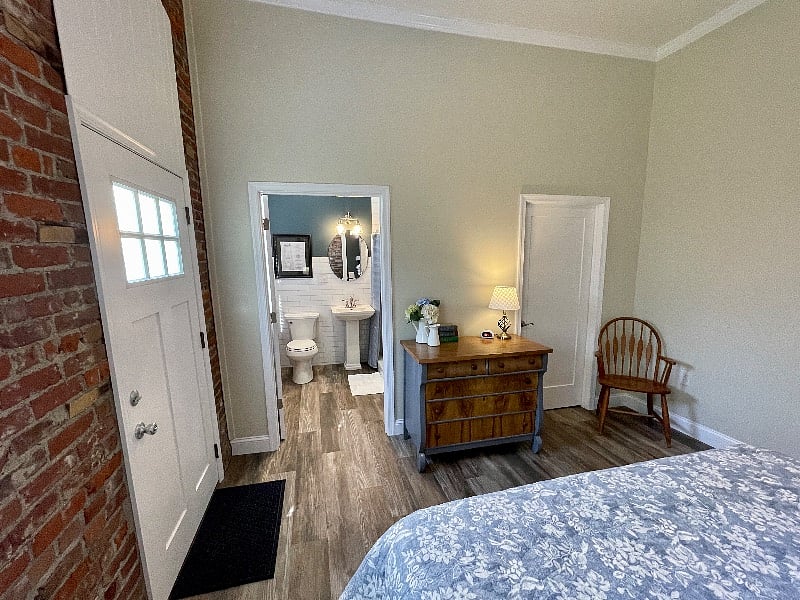 Furnished Finder property 430401_1 photo 11