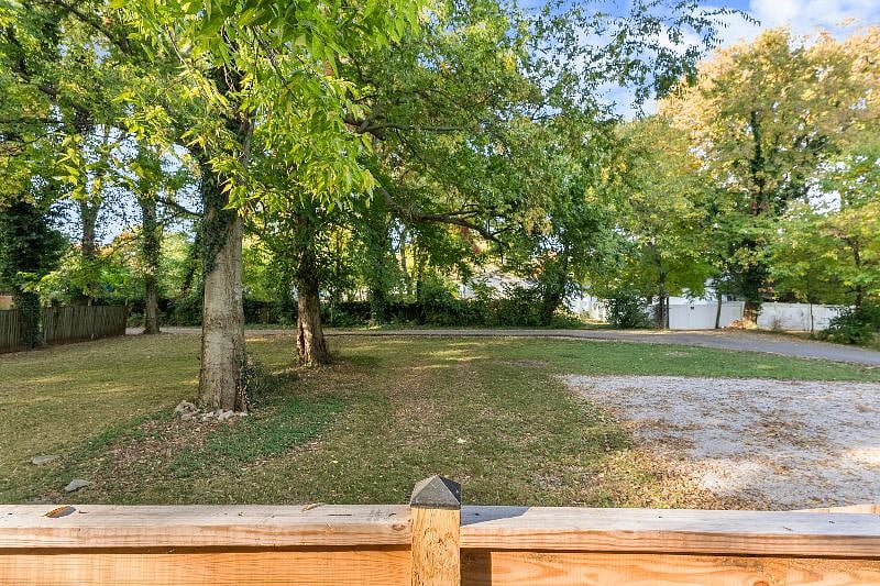 Furnished Finder property 430434_1 photo 24