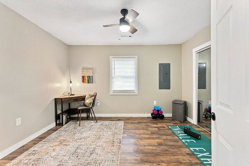 Furnished Finder property 430434_1 photo 17