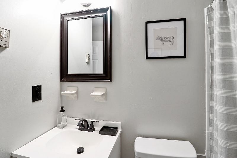 Furnished Finder property 430446_1 photo 8