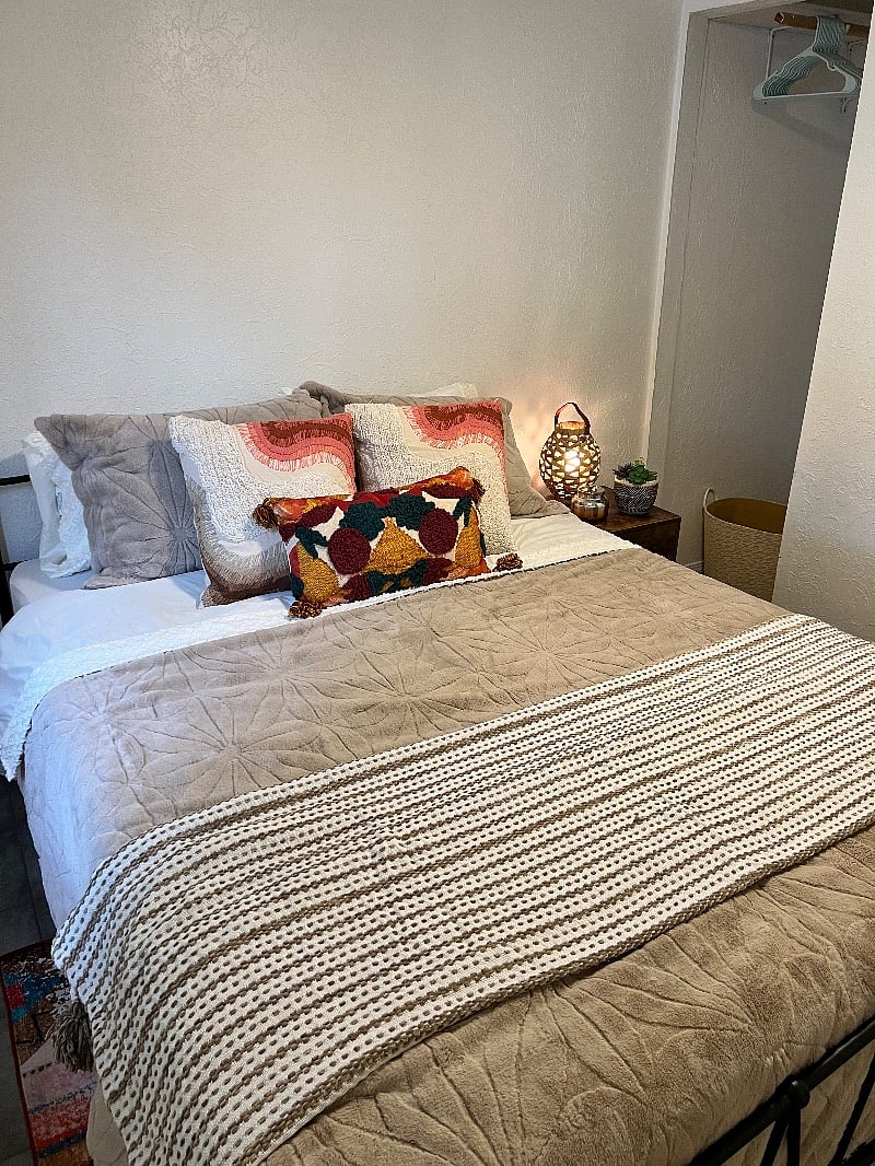 Furnished Finder property 430461_1 photo 18
