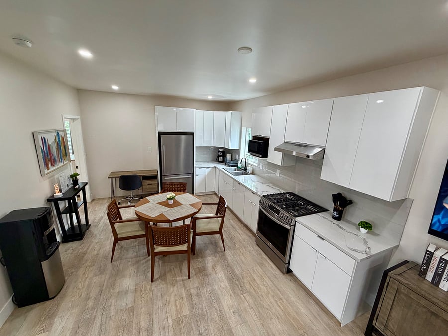 Furnished Finder property 430482_1 photo 6