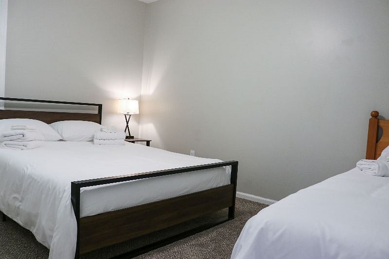 Furnished Finder property 430485_1 photo 25