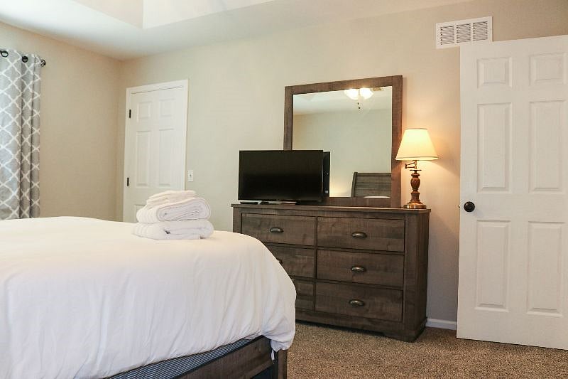 Furnished Finder property 430485_1 photo 18