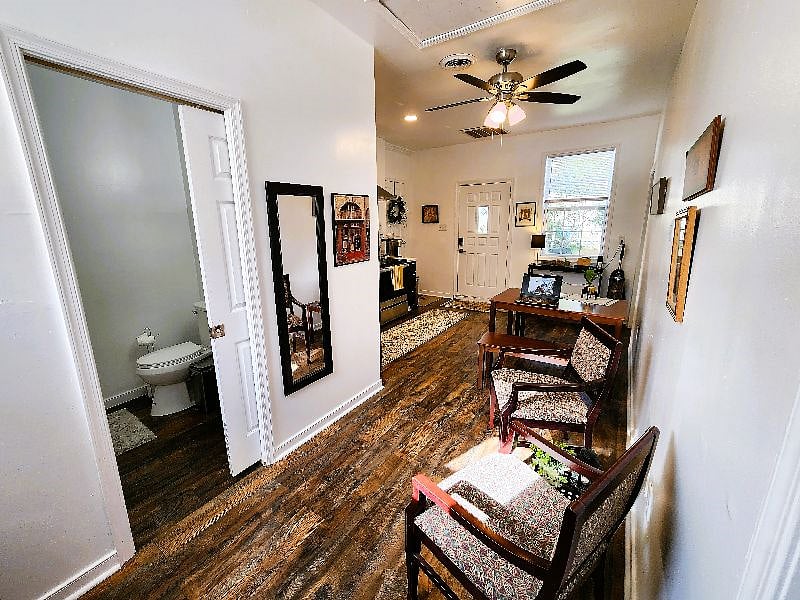 Furnished Finder property 430547_1 photo 6