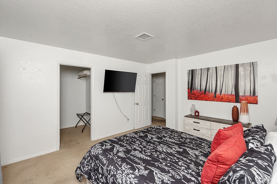 Furnished Finder property 430622_1 photo 18