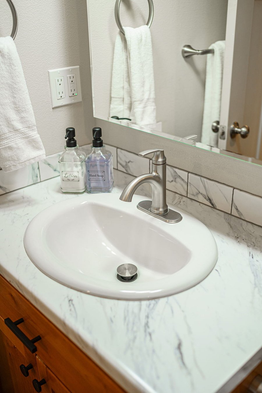Furnished Finder property 430664_1 photo 17