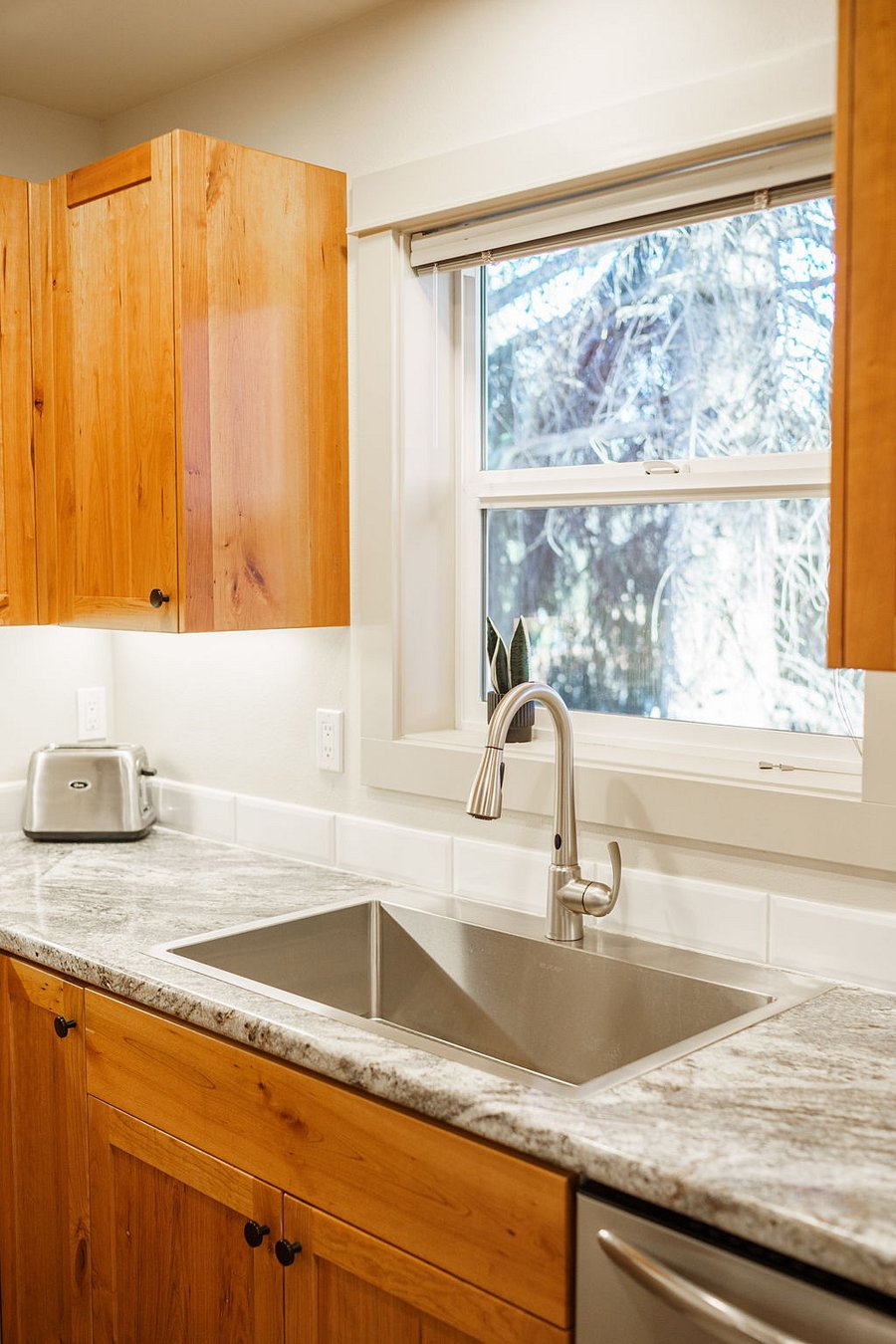 Furnished Finder property 430664_1 photo 21