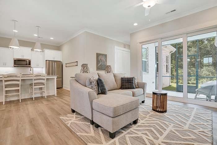 Furnished Finder property 430676_1 photo 9