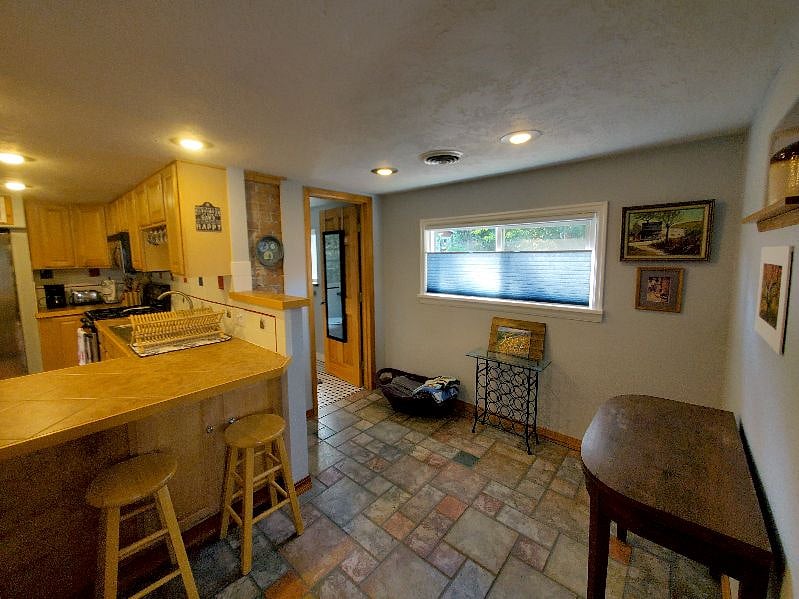 Furnished Finder property 430679_1 photo 8