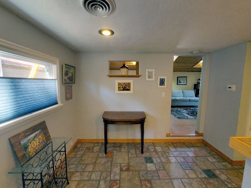 Furnished Finder property 430679_1 photo 12