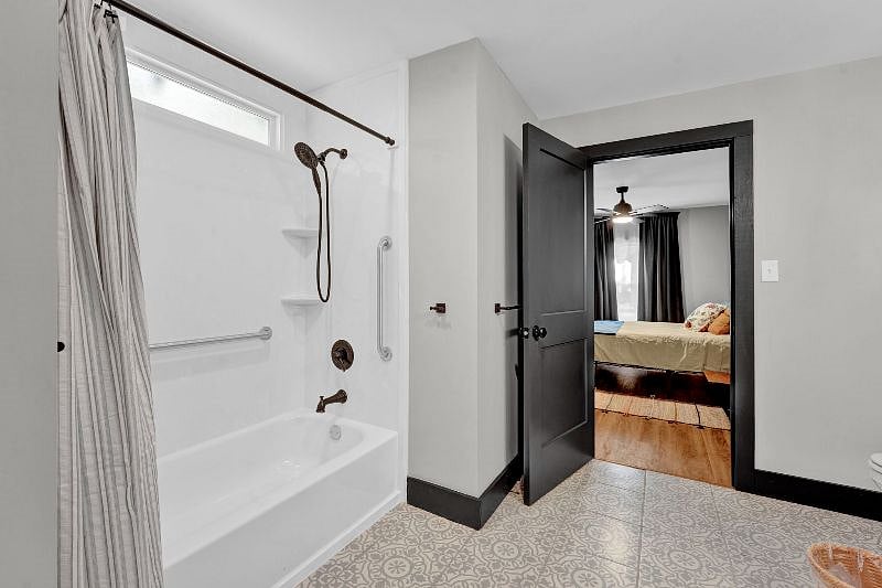 Furnished Finder property 430707_1 photo 8
