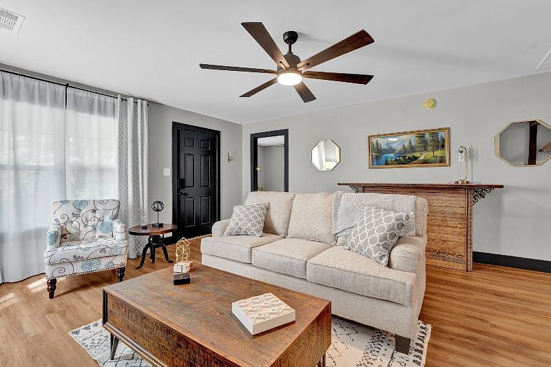 Furnished Finder property 430707_1 photo 14
