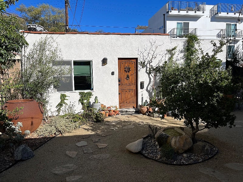 Furnished Finder property 430727_2 photo 3