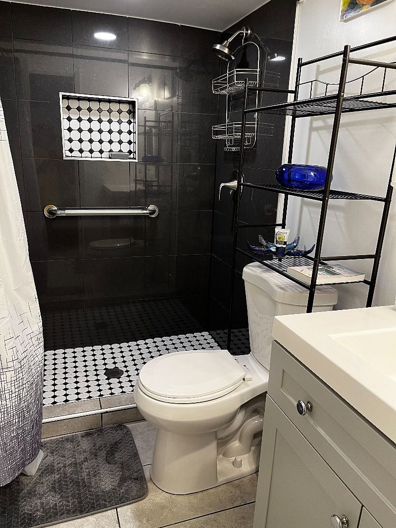 Clean Spacious Shower. 