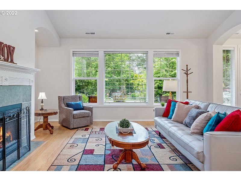 Furnished Finder property 430798_1 photo 7