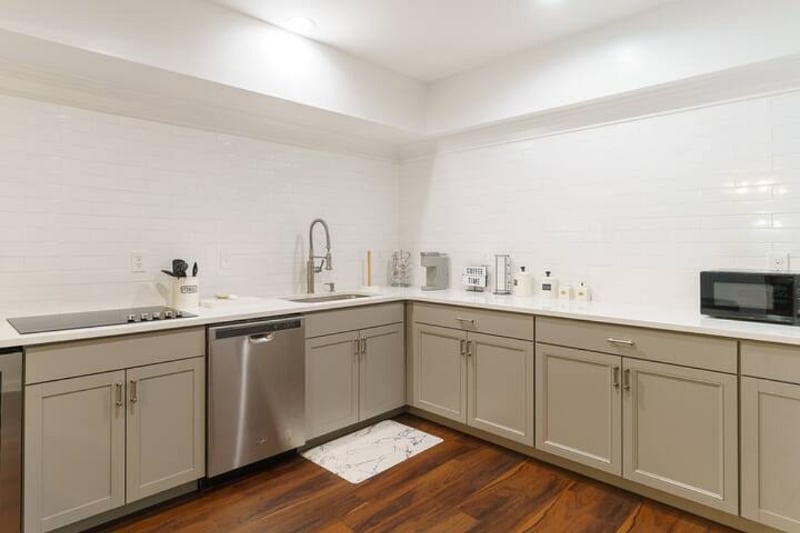 Furnished Finder property 430815_1 photo 4