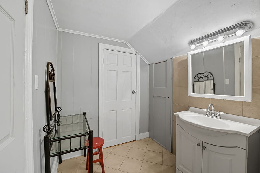 Furnished Finder property 430839_2 photo 17