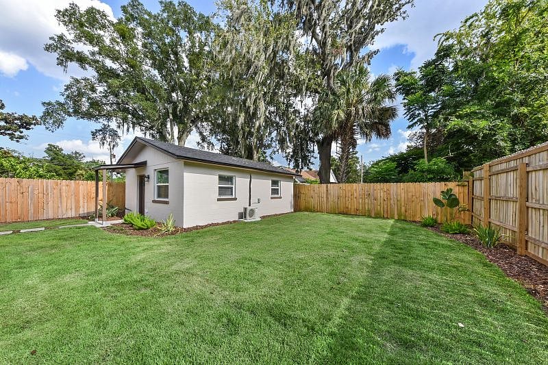 Furnished Finder property 430867_1 photo 14