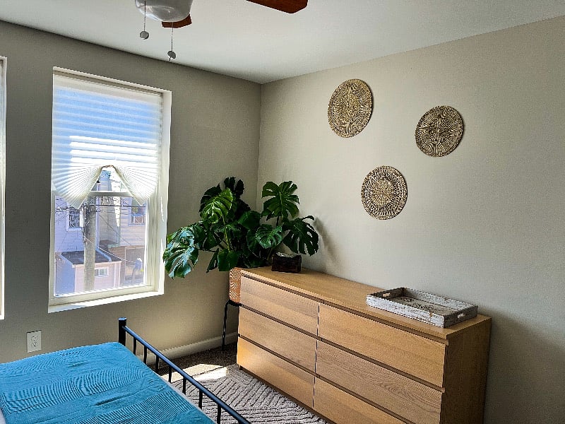 2nd bedroom