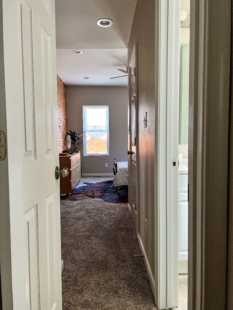Main bedroom entrance