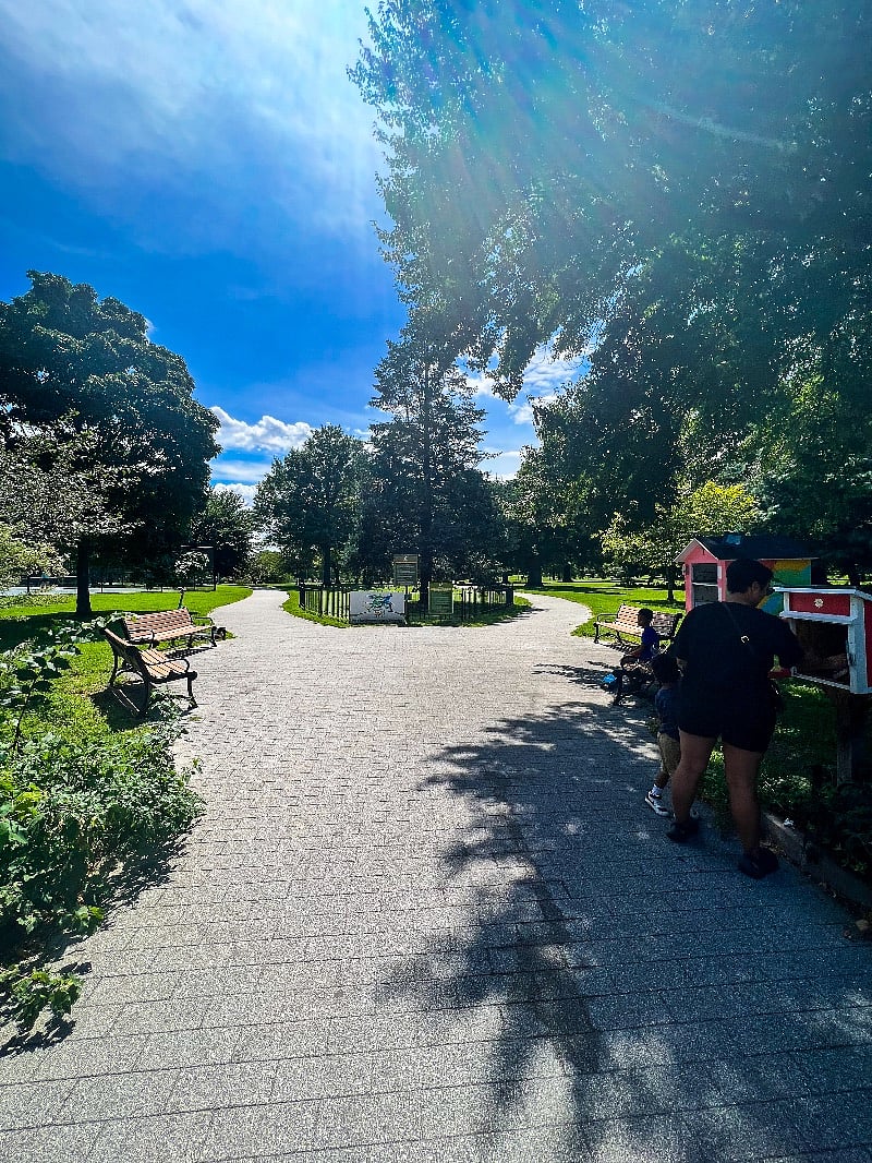 Paterson Park - 3 blocks away