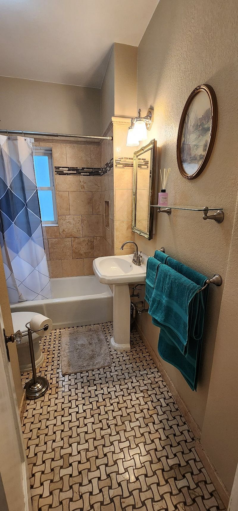 Furnished Finder property 430897_1 photo 6