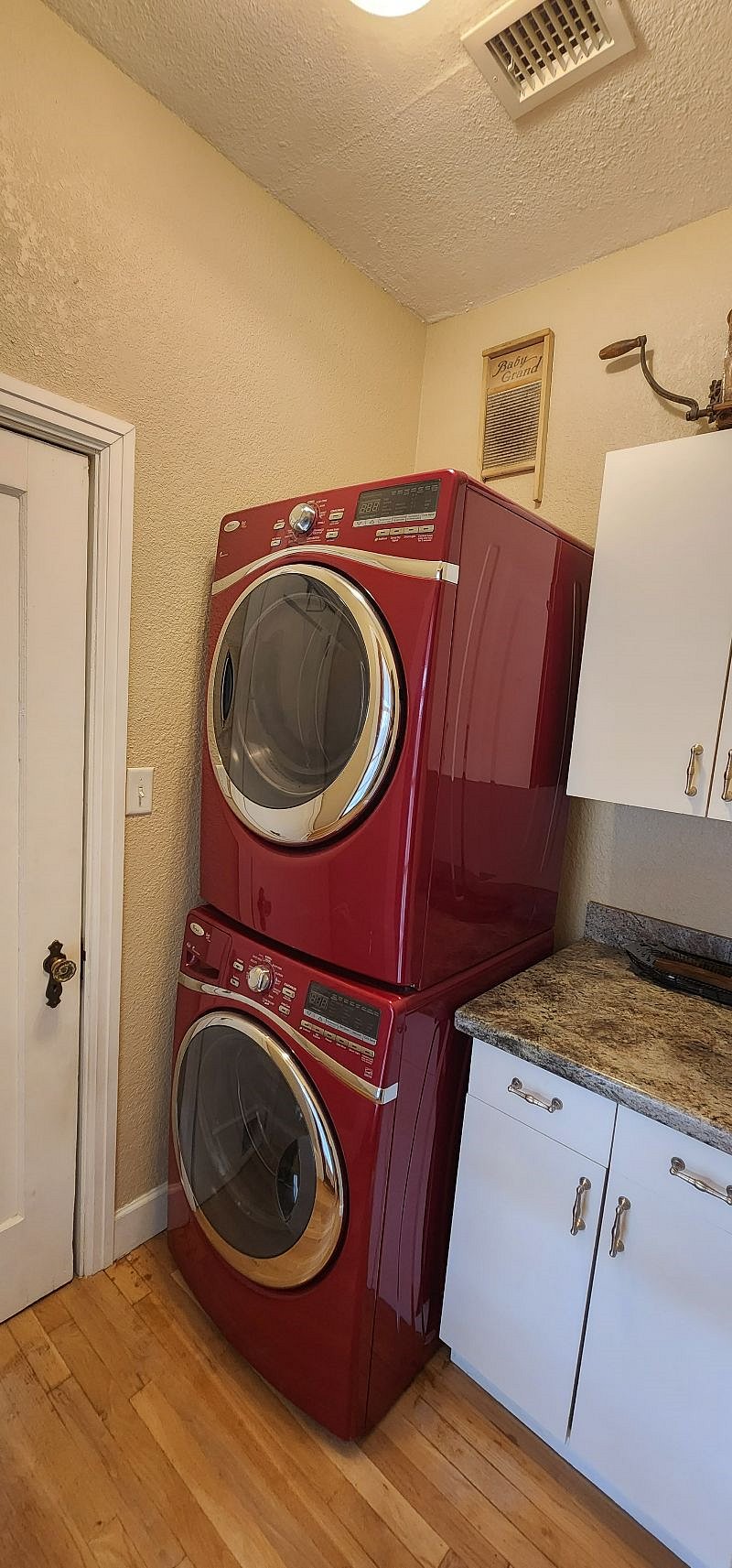 Furnished Finder property 430897_1 photo 13