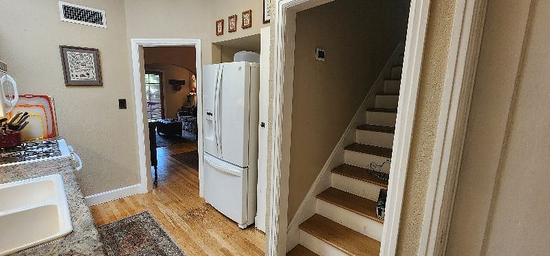 Furnished Finder property 430897_1 photo 15