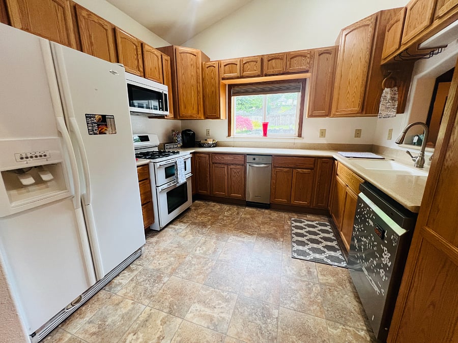 Furnished Finder property 430927_1 photo 13