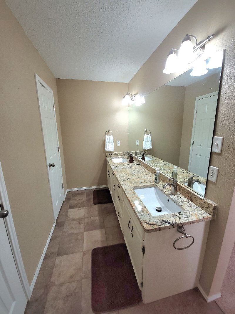 Furnished Finder property 430955_1 photo 6