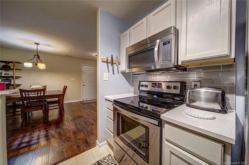 Furnished Finder property 430982_1 photo 13