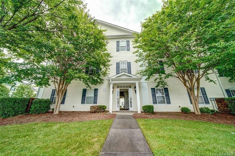 Furnished Finder property 430982_1 photo 2