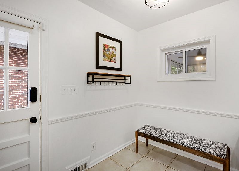 Furnished Finder property 430988_1 photo 20