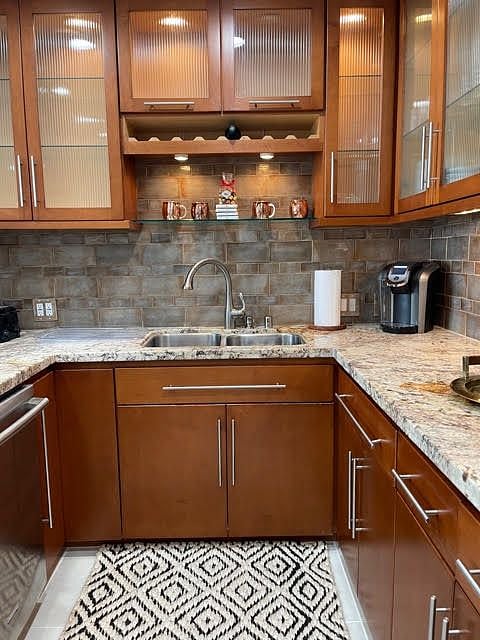 Furnished Finder property 431001_1 photo 3