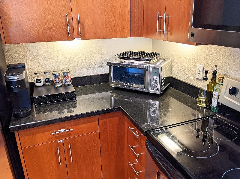 Kitchen w/ Keurig