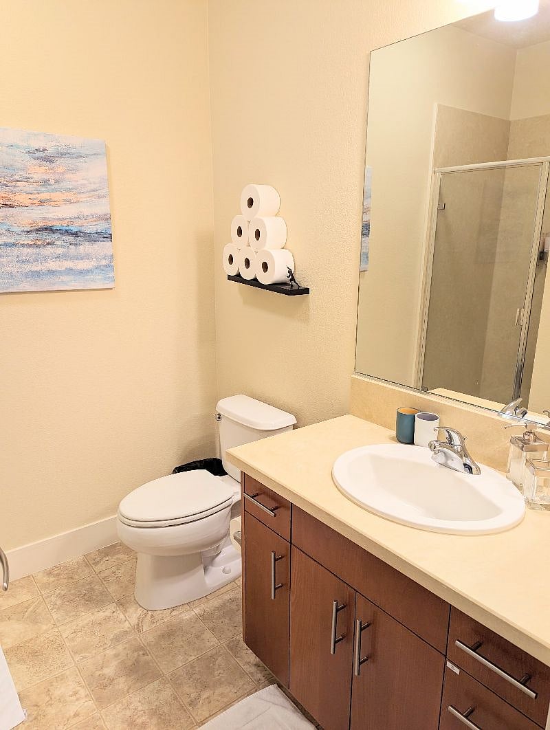 2nd Full Bath with Shower