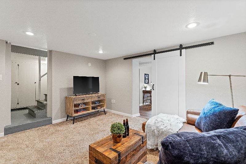 Furnished Finder property 431025_1 photo 23