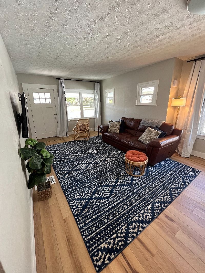 Furnished Finder property 431043_1 photo 12