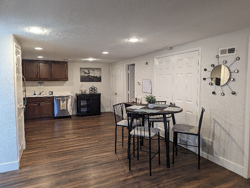 Furnished Finder property 431130_1 photo 25