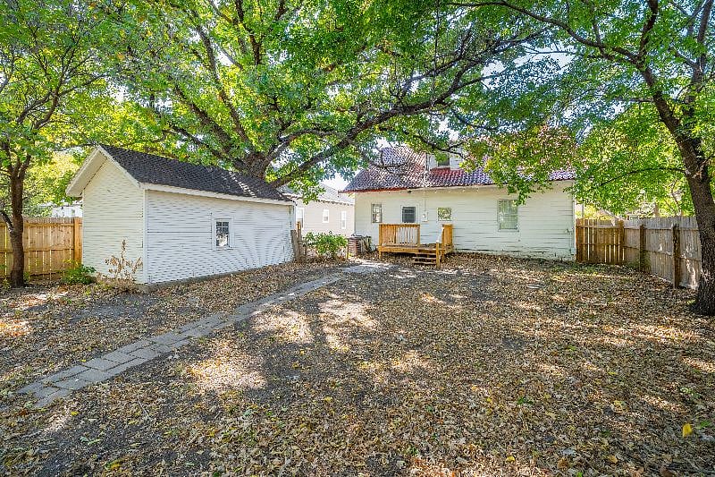 Furnished Finder property 431169_1 photo 32