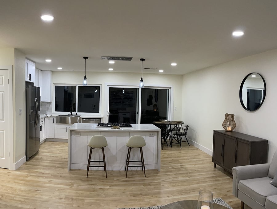Kitchen and dining area.