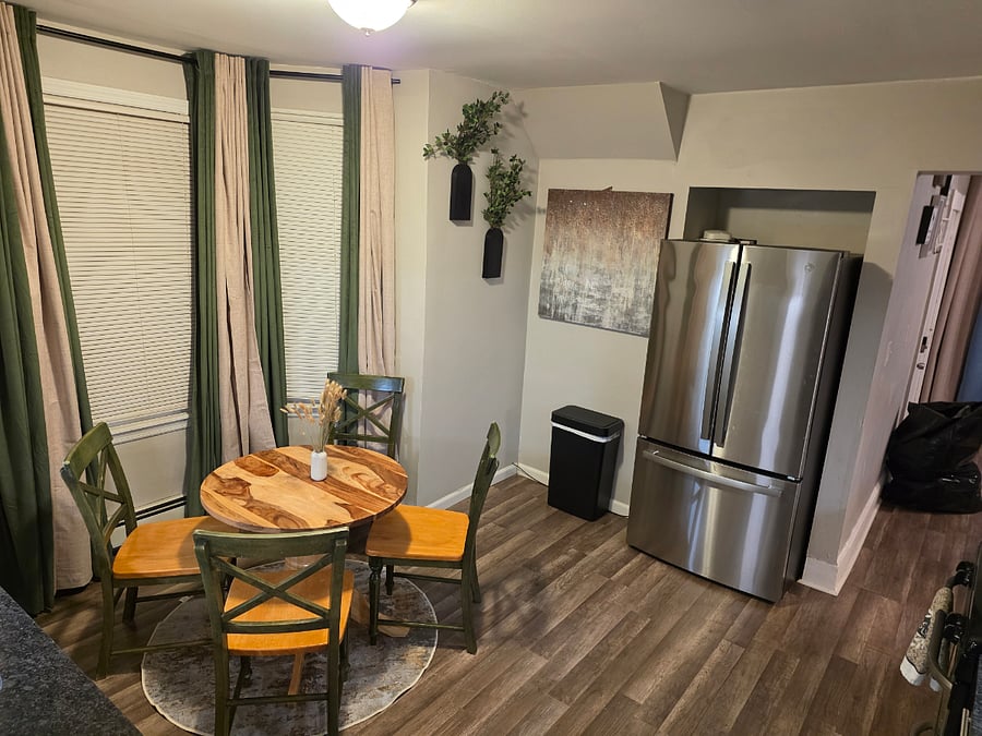 Furnished Finder property 431225_2 photo 4