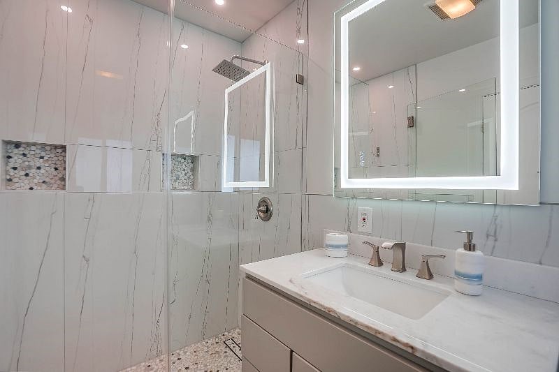 Furnished Finder property 431235_1 photo 12