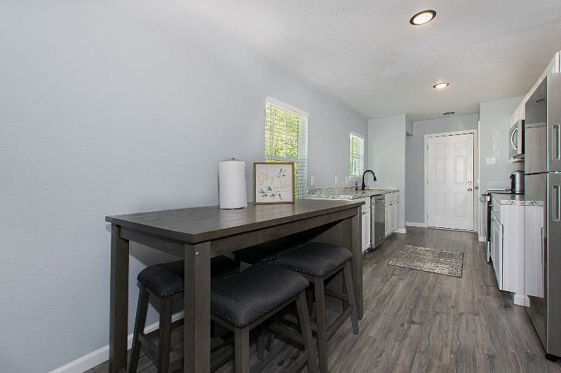 Furnished Finder property 431262_1 photo 5