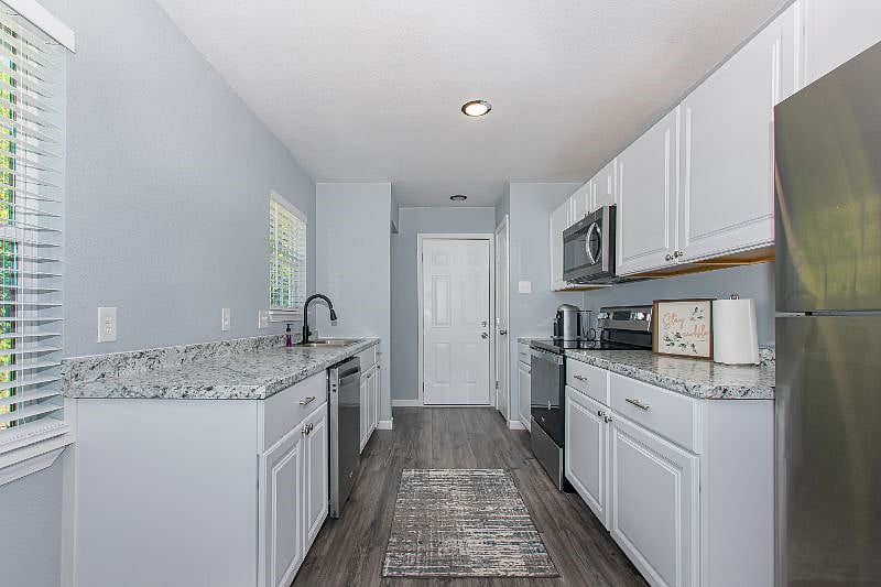 Furnished Finder property 431262_1 photo 6