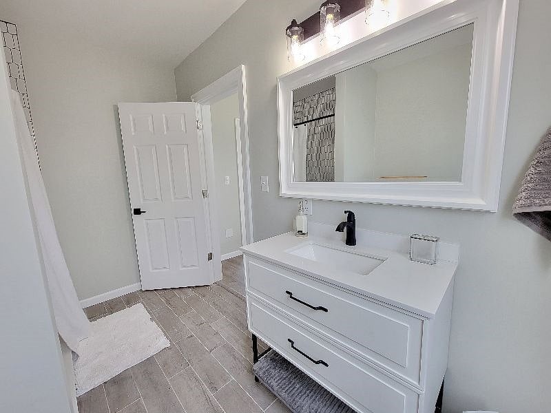 Furnished Finder property 431332_3 photo 8